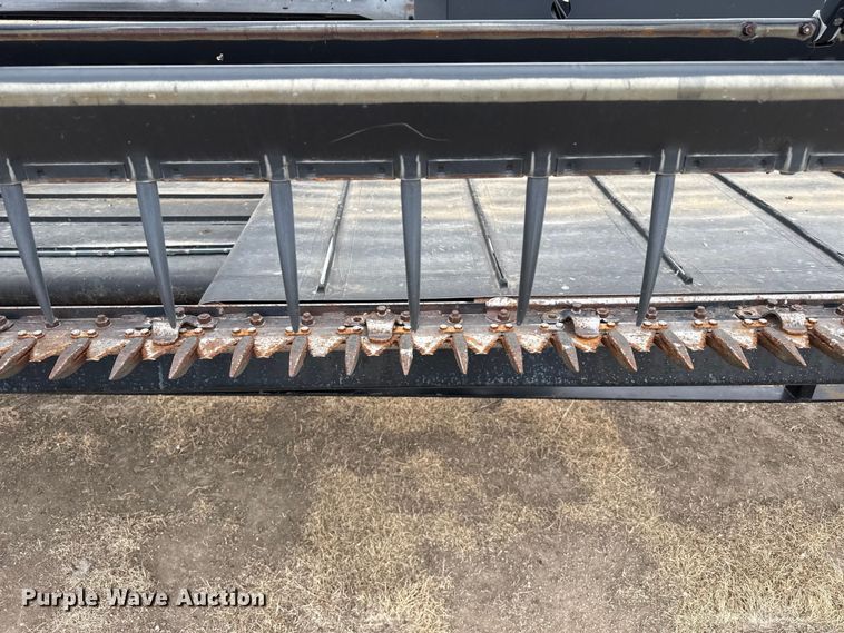 image for item DZ5376 Case IH 2042 draper head