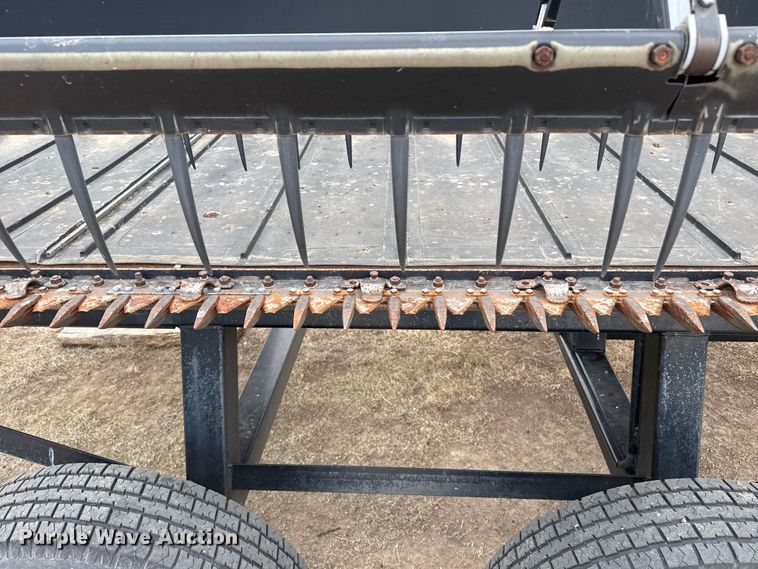 image for item DZ5376 Case IH 2042 draper head