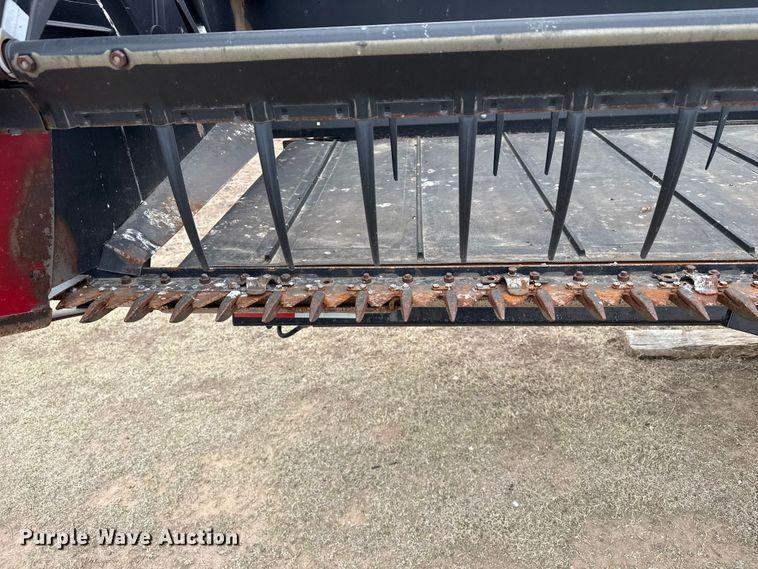 image for item DZ5376 Case IH 2042 draper head