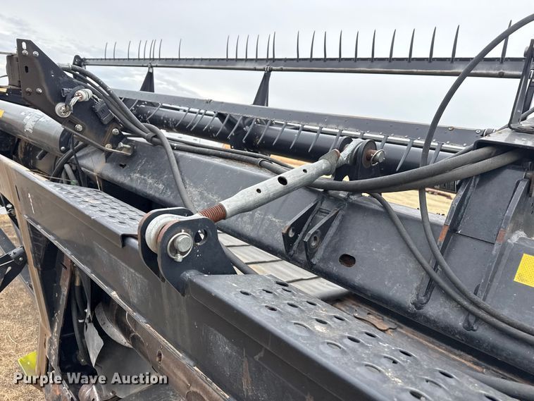 image for item DZ5376 Case IH 2042 draper head