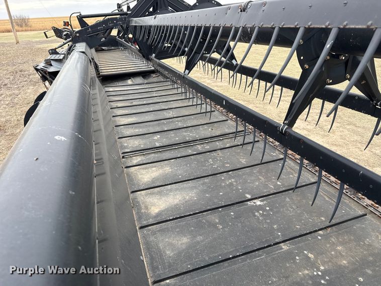 image for item DZ5376 Case IH 2042 draper head