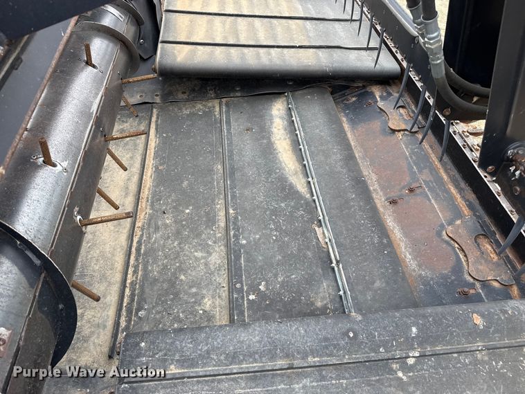 image for item DZ5376 Case IH 2042 draper head