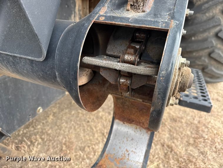 image for item DZ5377 Case IH 7088 Axial-Flow combine