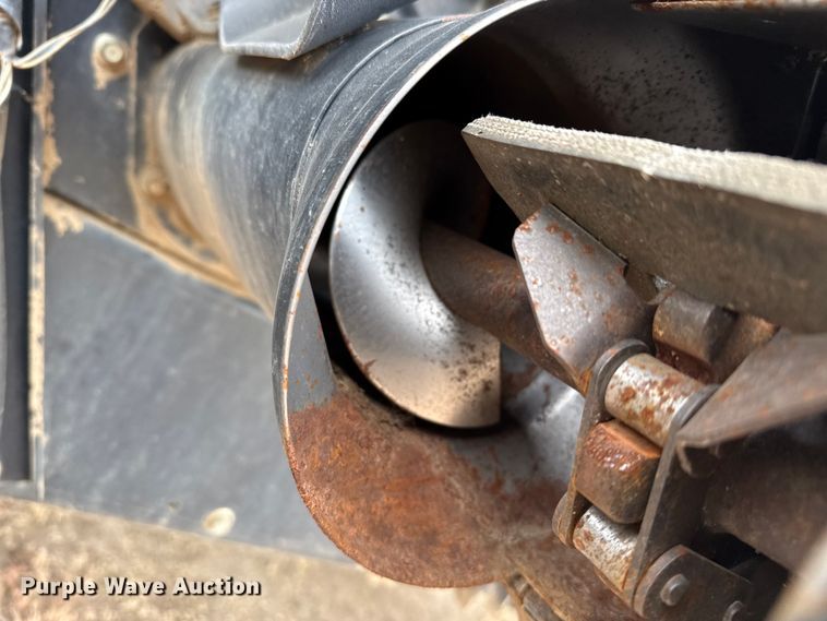 image for item DZ5377 Case IH 7088 Axial-Flow combine