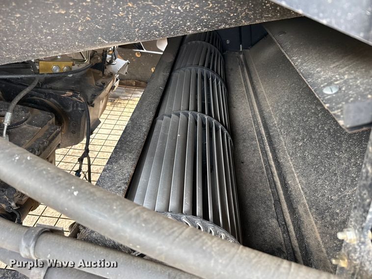 image for item DZ5377 Case IH 7088 Axial-Flow combine