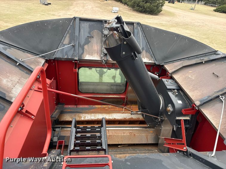 image for item DZ5377 Case IH 7088 Axial-Flow combine