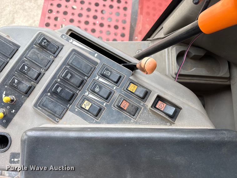 image for item DZ5377 Case IH 7088 Axial-Flow combine