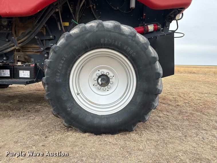 image for item DZ5377 Case IH 7088 Axial-Flow combine