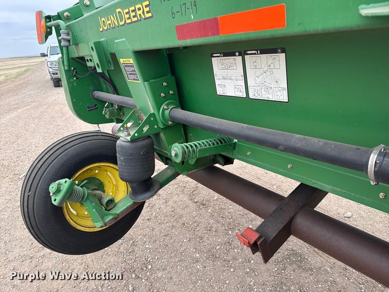 image for item DZ5378 John Deere 930D draper head