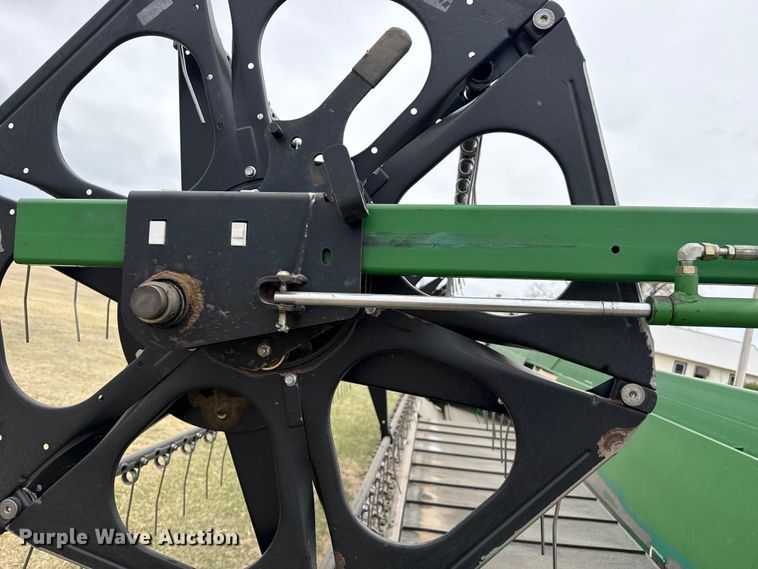 image for item DZ5378 John Deere 930D draper head