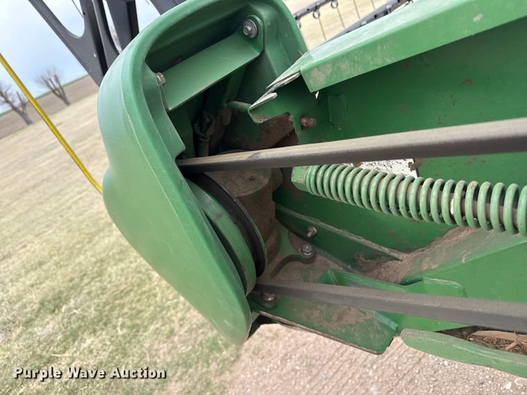 image for item DZ5378 John Deere 930D draper head