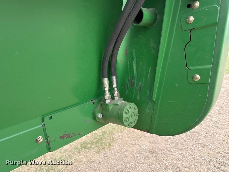 image for item DZ5378 John Deere 930D draper head
