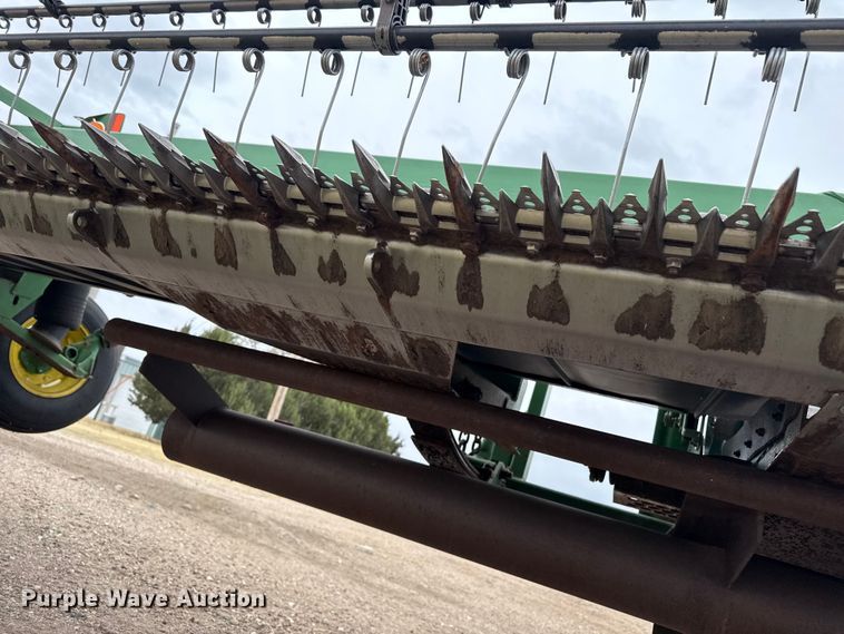 image for item DZ5378 John Deere 930D draper head