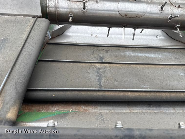 image for item DZ5378 John Deere 930D draper head