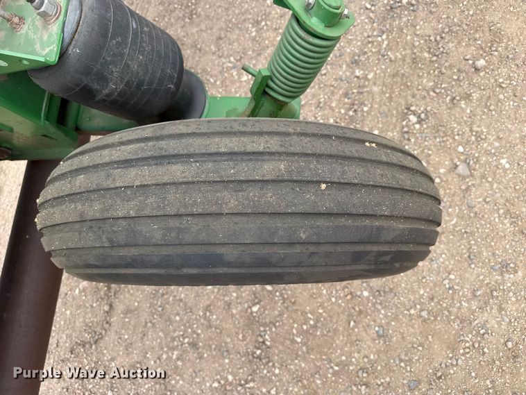 image for item DZ5378 John Deere 930D draper head