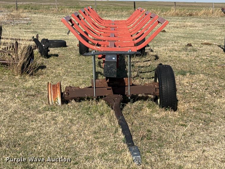 image for item DZ5427 Round bale trailer