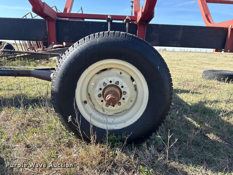 image for item DZ5427 Round bale trailer