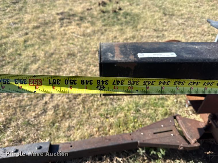 image for item DZ5427 Round bale trailer