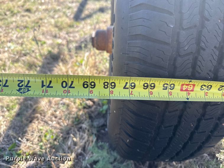 image for item DZ5427 Round bale trailer