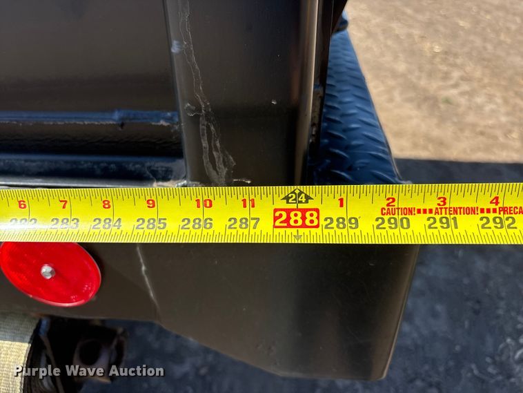 image for item EA4568 2004 Chevrolet C8500 grain truck