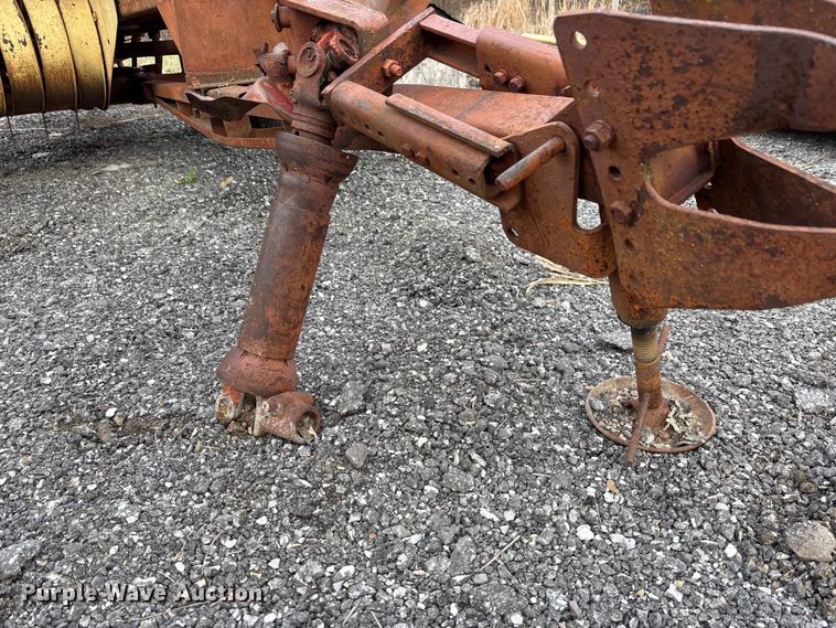 image for item EA4573 Hay equipment