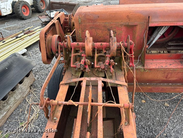 image for item EA4573 Hay equipment