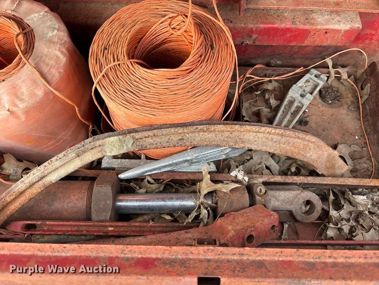 image for item EA4573 Hay equipment