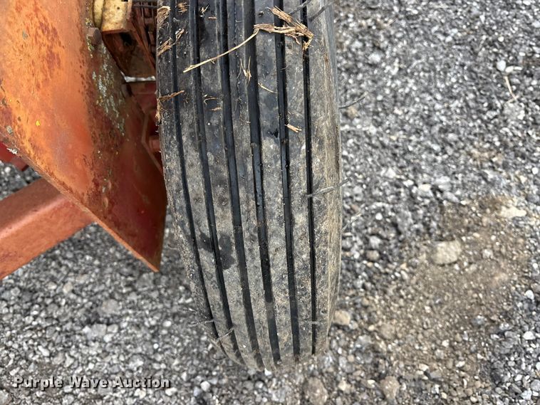 image for item EA4573 Hay equipment