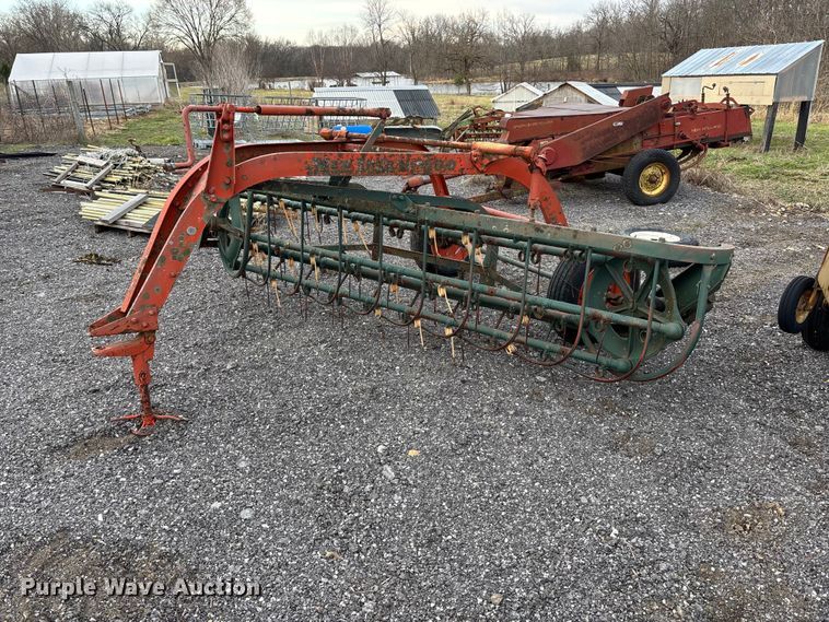 image for item EA4573 Hay equipment