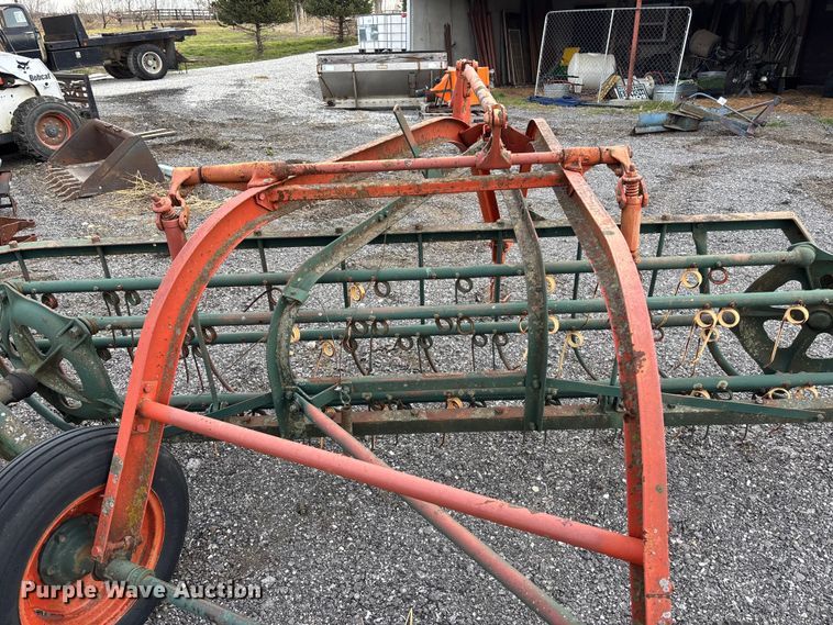 image for item EA4573 Hay equipment