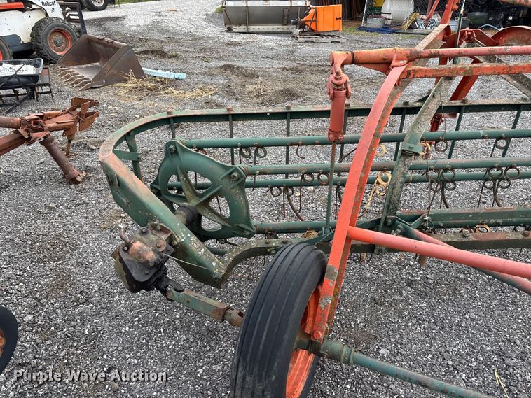 image for item EA4573 Hay equipment