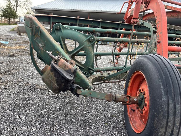 image for item EA4573 Hay equipment
