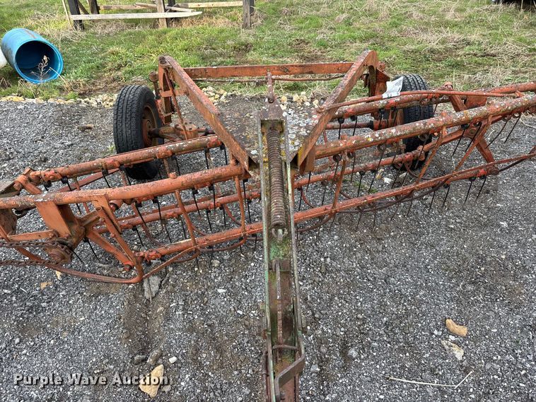 image for item EA4574 Hay equipment