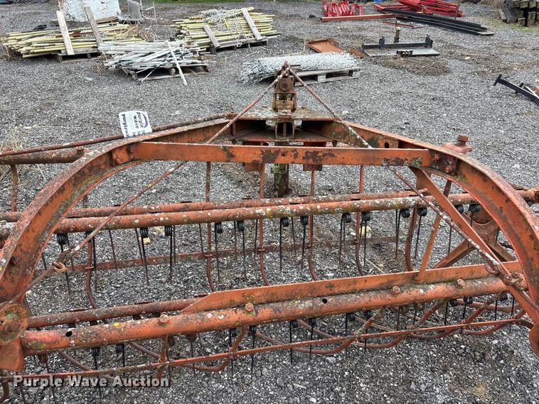 image for item EA4574 Hay equipment