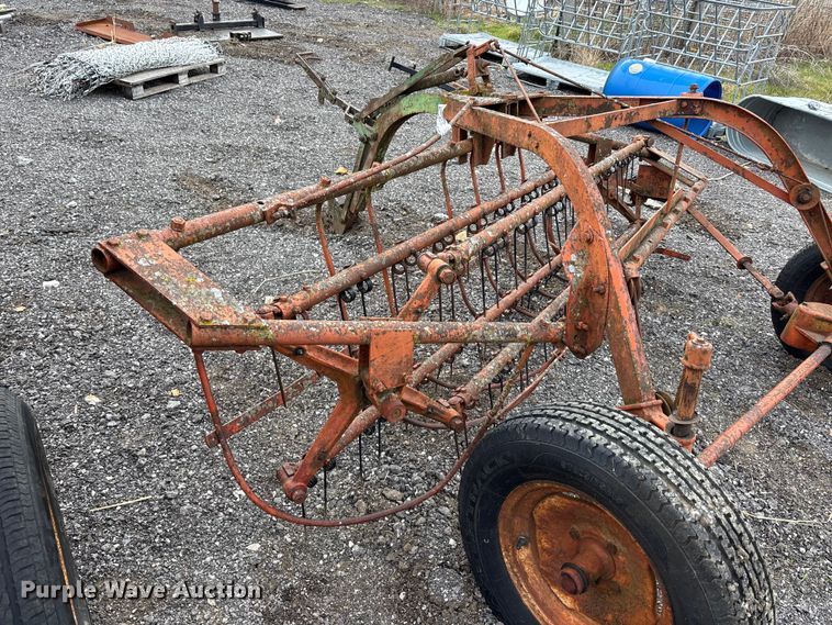 image for item EA4574 Hay equipment