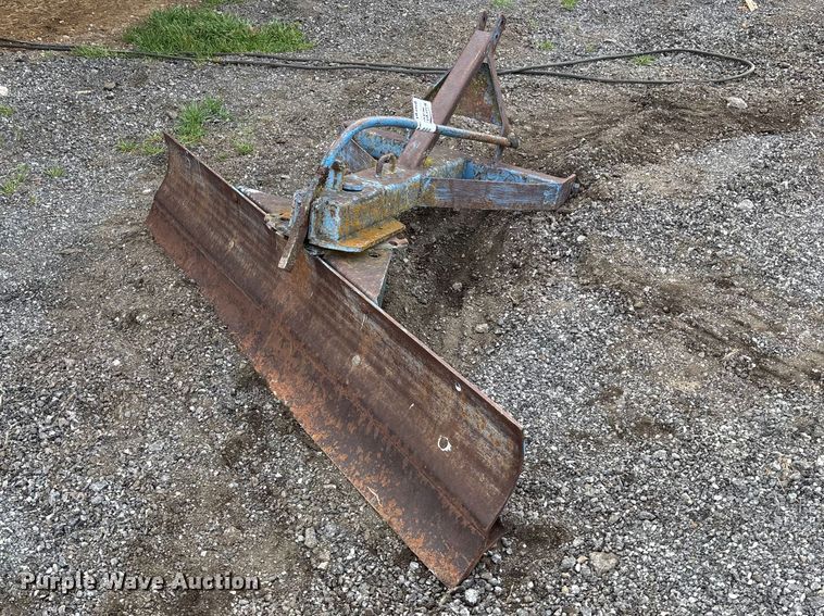 image for item EA4577 Three point blade