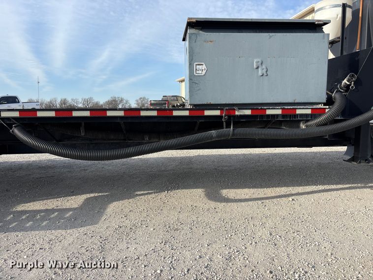 image for item EA4579 2013 B-B drop deck equipment trailer