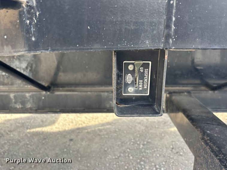 image for item EA4579 2013 B-B drop deck equipment trailer