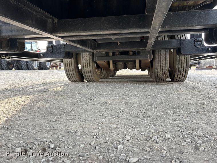 image for item EA4579 2013 B-B drop deck equipment trailer