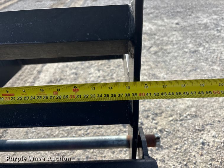 image for item EA4579 2013 B-B drop deck equipment trailer