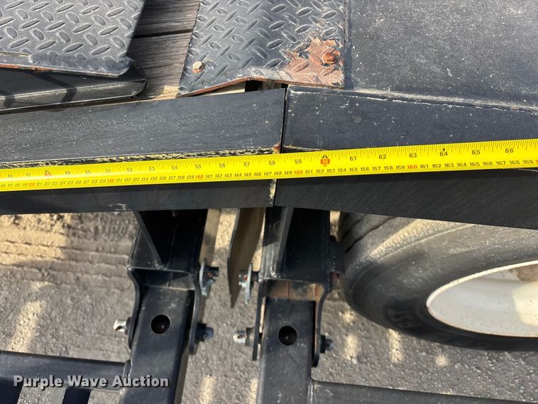 image for item EA4579 2013 B-B drop deck equipment trailer