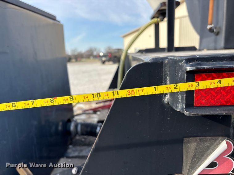 image for item EA4579 2013 B-B drop deck equipment trailer