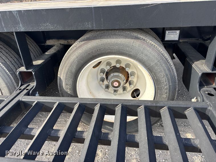 image for item EA4579 2013 B-B drop deck equipment trailer