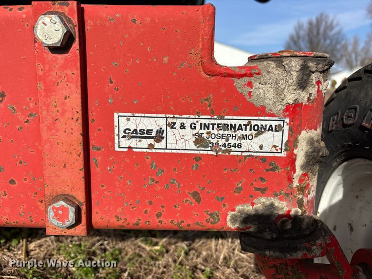 image for item EA4582 John Deere 608C corn head