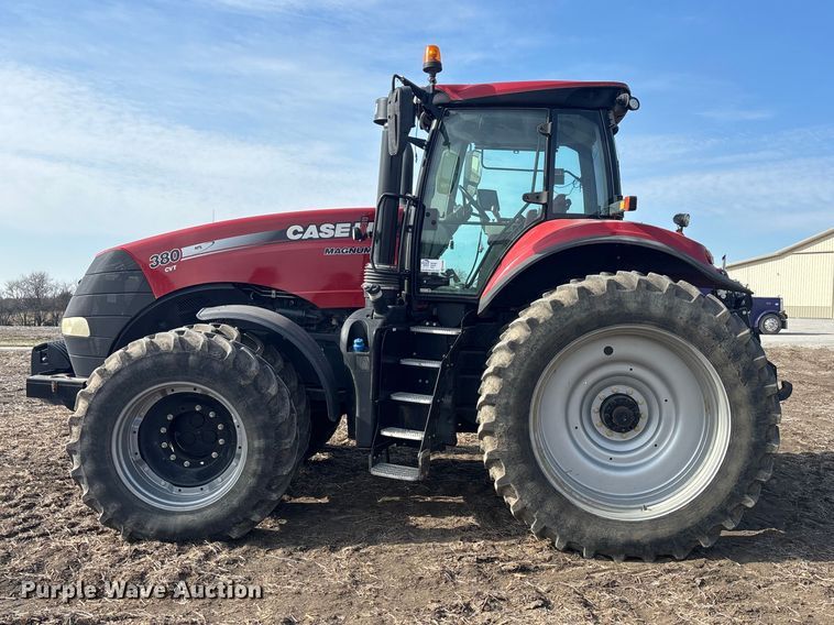 image for item EA4583 2019 Case 380 CVT Magnum MFWD tractor