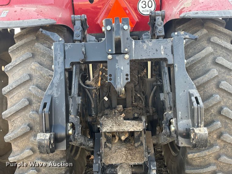 image for item EA4583 2019 Case 380 CVT Magnum MFWD tractor