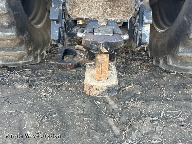 image for item EA4583 2019 Case 380 CVT Magnum MFWD tractor