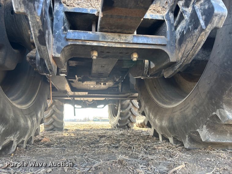 image for item EA4583 2019 Case 380 CVT Magnum MFWD tractor