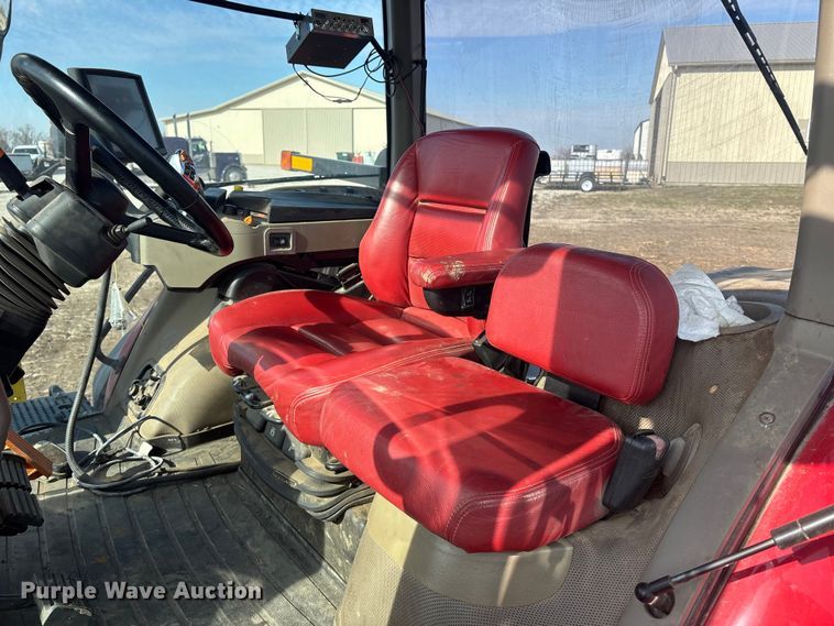 image for item EA4583 2019 Case 380 CVT Magnum MFWD tractor