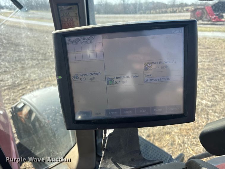 image for item EA4583 2019 Case 380 CVT Magnum MFWD tractor